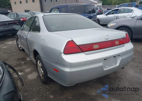 2002 Honda Accord 2.3 Ex из США, поврежденный, VIN 1HGCG32772A027859